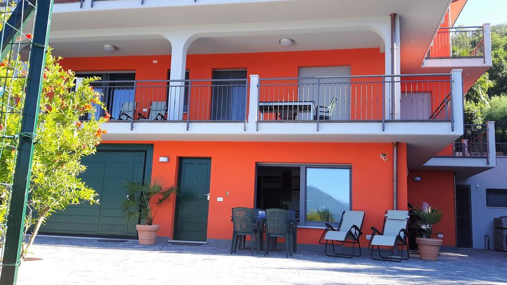 Casa Elena 1 Apartment Germignaga Bagian luar foto